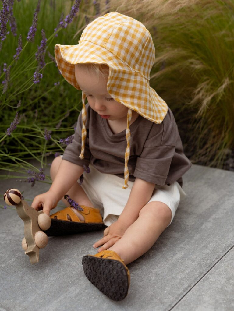 Hipoalergiczne Ubranka dla Noworodków z Atestem: Komfort i Bezpieczeństwo Twojego Dziecka