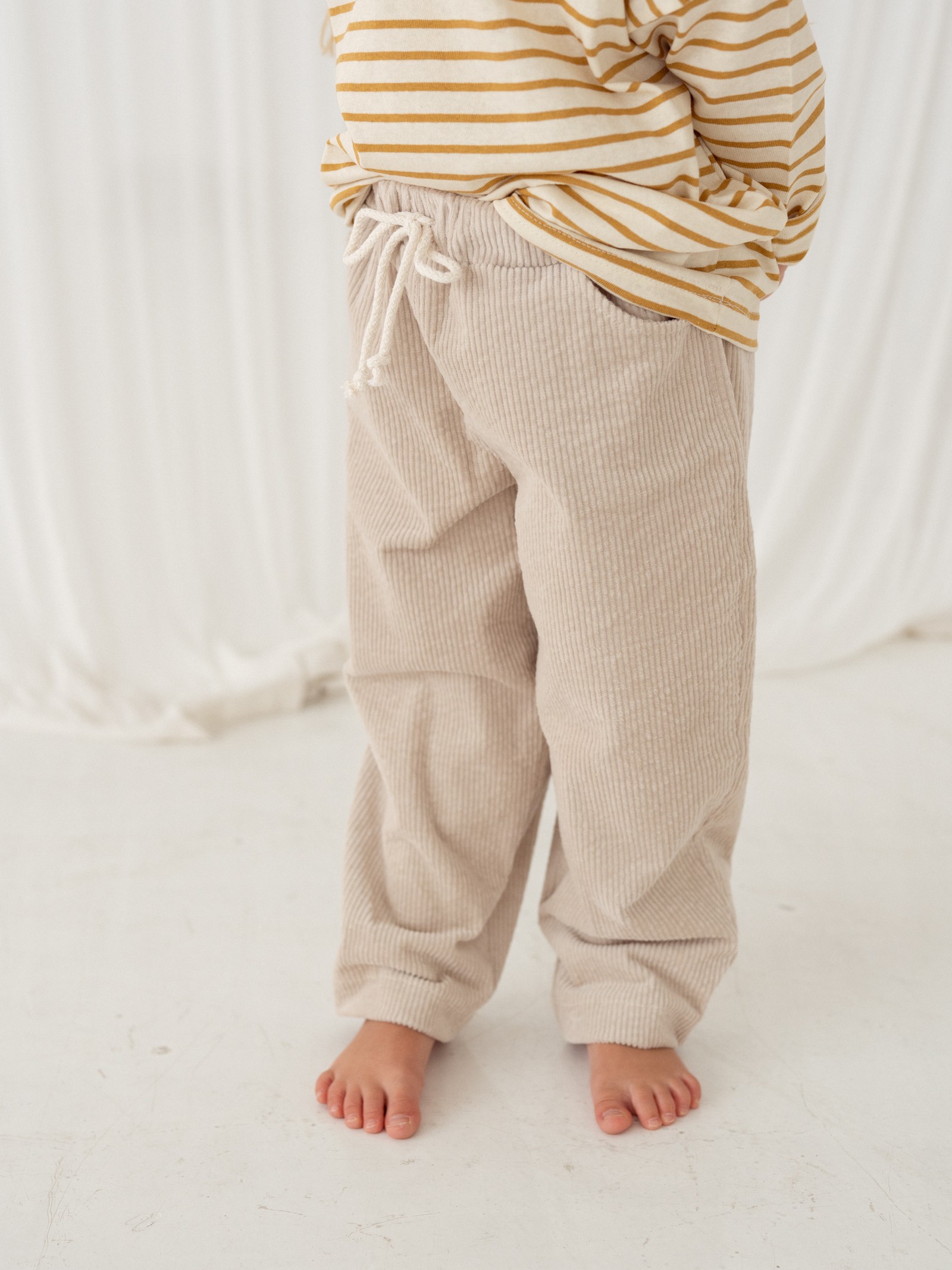 Spodnie sztruksowe Sandy 1