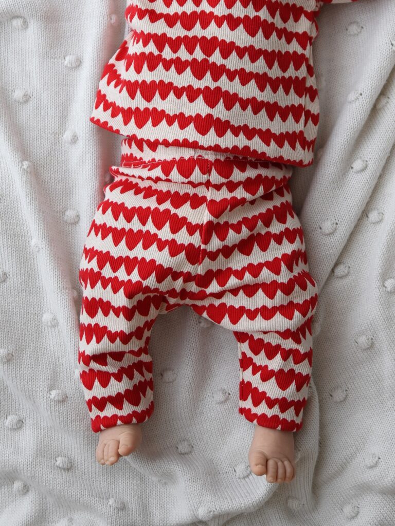 Legginsy Niemowlęce Tiny Red Hearts – Prążek Bawełna Organiczna